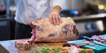 EUA reduzem tarifas de importação para café, carne e frutas; entenda o impacto