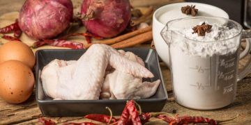 Custos de produção de frangos e suínos sobem em novembro, aponta Embrapa