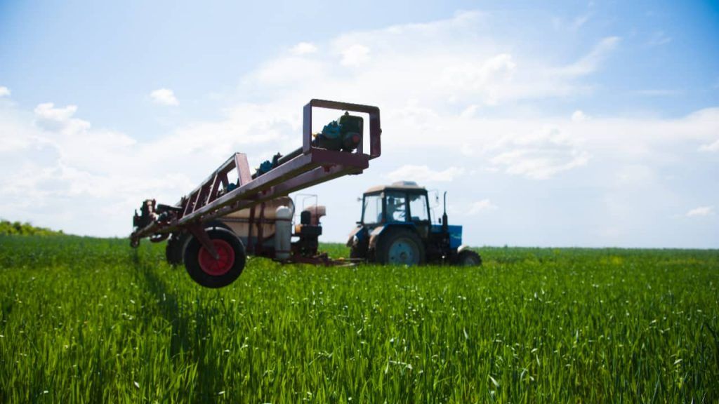 China supera Rússia e assume liderança na venda de fertilizantes ao Brasil