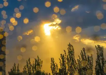 Últimos dias de 2025 devem ser marcados por calor extremo e tempestades no Brasil