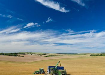 CPR registra alta de 30% e impulsiona crédito rural para safra 2025/2026