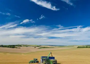 CPR registra alta de 30% e impulsiona crédito rural para safra 2025/2026