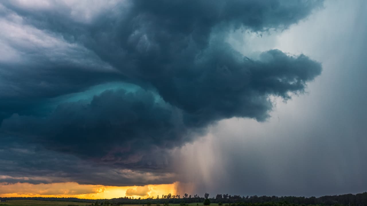 Chuvas intensas e ventos fortes devem marcar o fim de semana no Sul e Sudeste