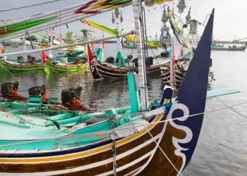 Prazo para embarcações artesanais adotarem rastreamento por satélite é ampliado