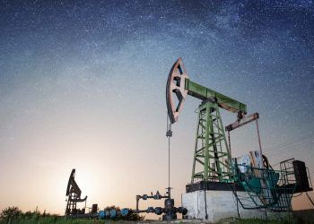 Produção brasileira de petróleo e gás chega a 4,9 milhões por dia em novembro