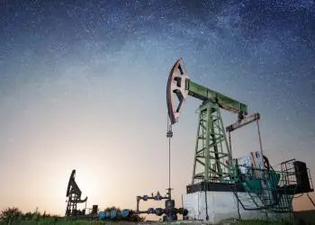 Produção brasileira de petróleo e gás chega a 4,9 milhões por dia em novembro