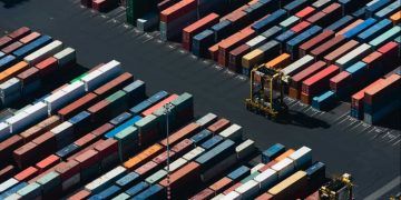 Balança comercial registra superávit de US$ 1,4 bi na 3° semana de março