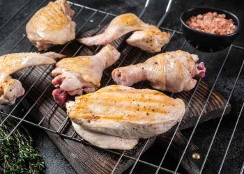 Custos de producao de suinos caem em fevereiro enquanto frango de corte fica estavel