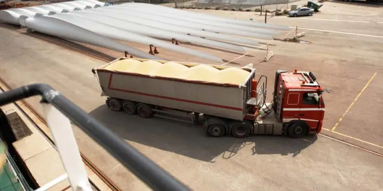Alta no custo de transporte de grãos impacta custos da produção em MT 1 Alta no custo de transporte de grãos impacta custos da produção em MT