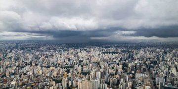 Frio intenso avança pelo país e mantém alerta para geadas neste sábado