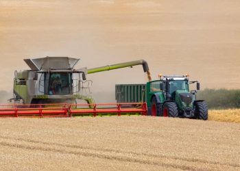 Goias amplia incentivo fiscal para fabricantes de maquinas agricolas e rodoviarias