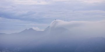 Nova frente fria leva chuva ao Sul nesta segunda; restante do Brasil terá tempo firme