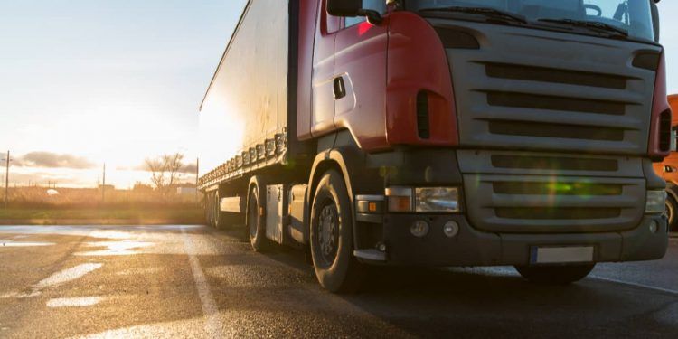 Queda nos transportes influencia recuo do setor de serviços em maio 1 Queda nos transportes influencia recuo do setor de serviços em maio