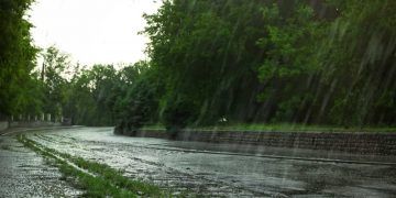 Temporais colocam o Rio Grande do Sul em alerta para chuva intensa e alagamentos