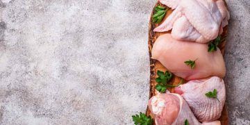 Exportações de frango crescem 29,9% em julho e receita sobe 34,3%