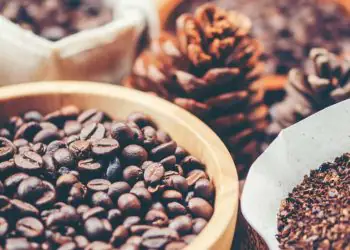 Exportacoes de cafe avancam em julho mas receita com vendas externas recua