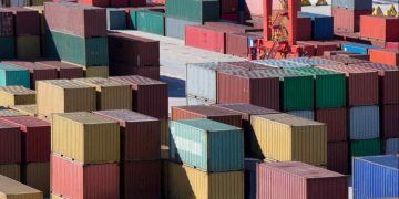 MP permite ampliar prazo de exportação para empresas afetadas por tarifas dos EUA
