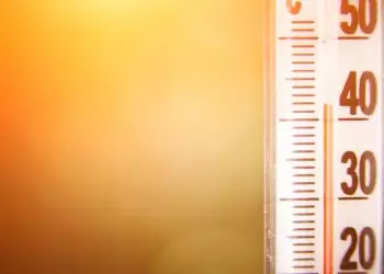 Onda de calor mantém temperaturas até 5°C acima da média nesta segunda-feira