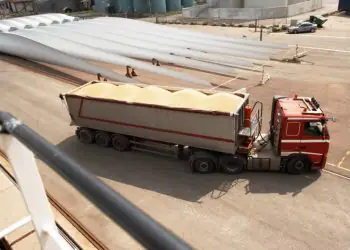 Fretes de produtos agrícolas sobem em agosto com avanço da demanda por grãos