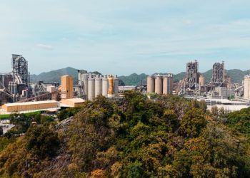 Preços da indústria brasileira sobem 1,54% em setembro, puxados por alimentos e petróleo