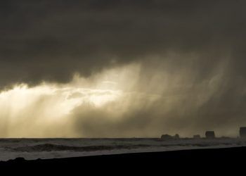 Segunda-feira terá chuva e risco de tempestades em várias regiões do Brasil