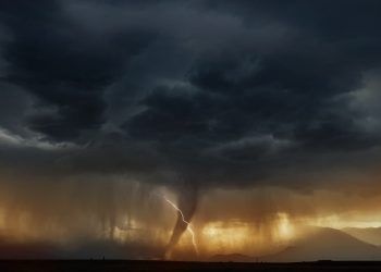 Tempestades atingem o Sul e calor pode passar dos 40°C em outras regioes